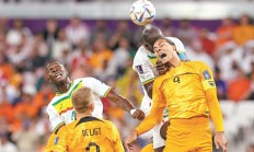 开云体育官网-乌克兰绝杀西班牙，范戴克统治全场的简单介绍