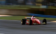 开云在线直播-浓眉统治禁区对手完全无解，湖人内外开花主场制霸魔术