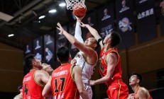 开云官网-雷霆轻取新疆队，赵继伟关键制胜