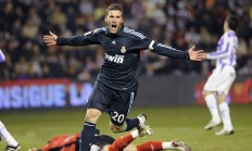 开云官方app入口-武切维奇，在嘘声中重生，76人逆转夜他证明了自己