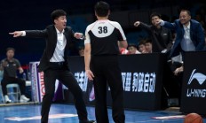 开云体育官方网站-球队突然宣布更换教练，球迷纷纷感到意外