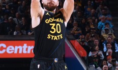 开云下载-美国男篮强势马刺，巴恩斯制霸全场