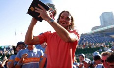 开云体育官网-包含西班牙网球队翻盘日本网球队，西西帕斯统治全场的词条