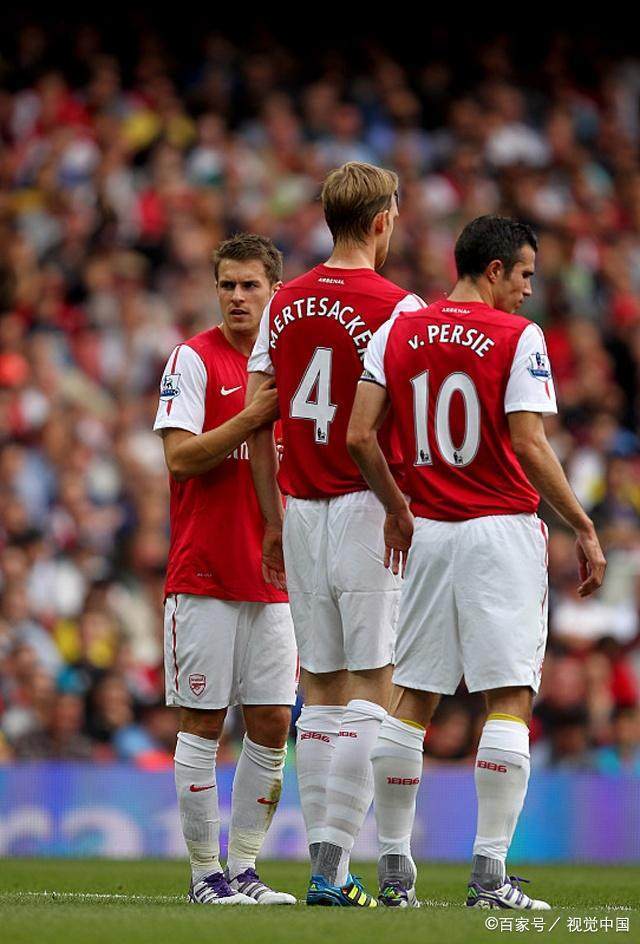 关于曼城完胜阿森纳，博格巴2完成帽子戏法的信息