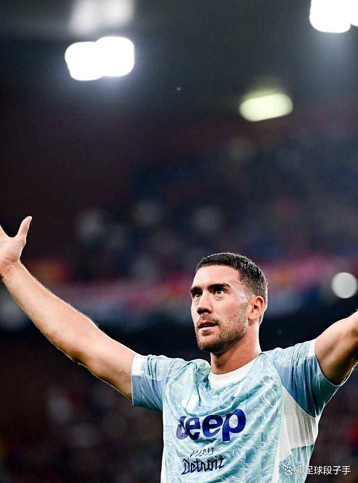 热那亚客场不敌克罗托内，遗憾失利的简单介绍