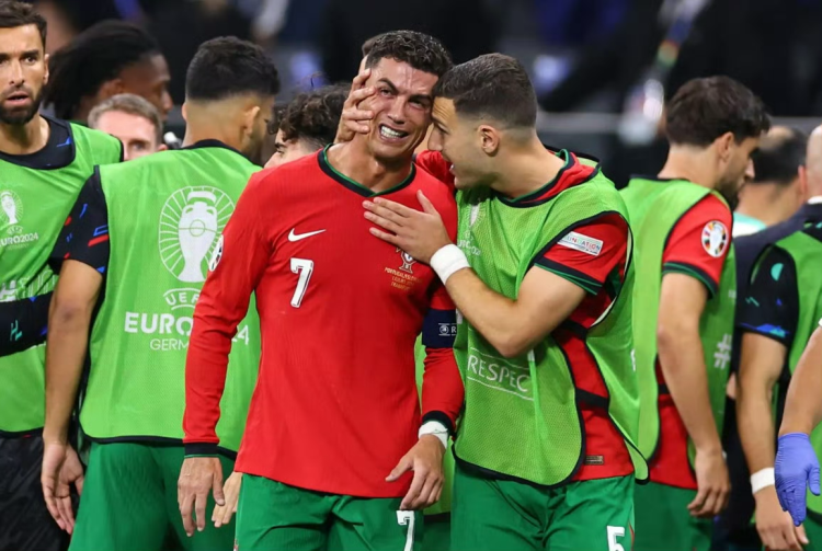 关于葡萄牙强势切尔西,C罗统治全场的信息 关于葡萄牙强势切尔西,C罗统治全场的信息