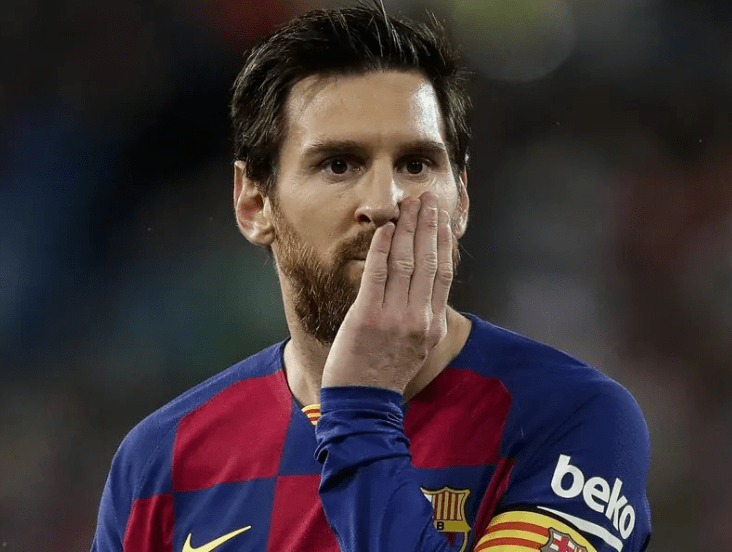 巴萨客场压哨绝杀,拔得头筹 巴萨客场压哨绝杀,拔得头筹