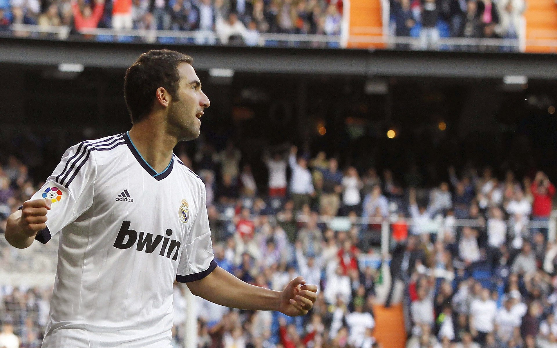 沙漠风暴,久保建英的节奏魔法如何让沙特完成对巴西的世纪淘汰