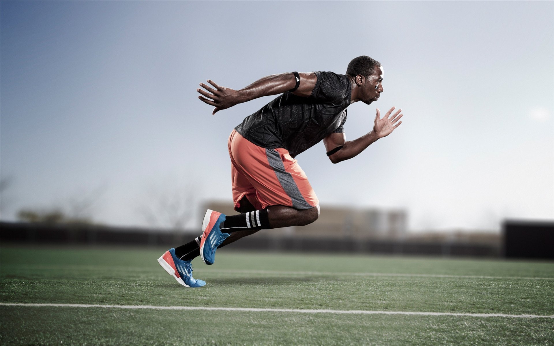 马龙一锤定音，英格兰鏖战法兰西—绿茵场上的冰与火之歌